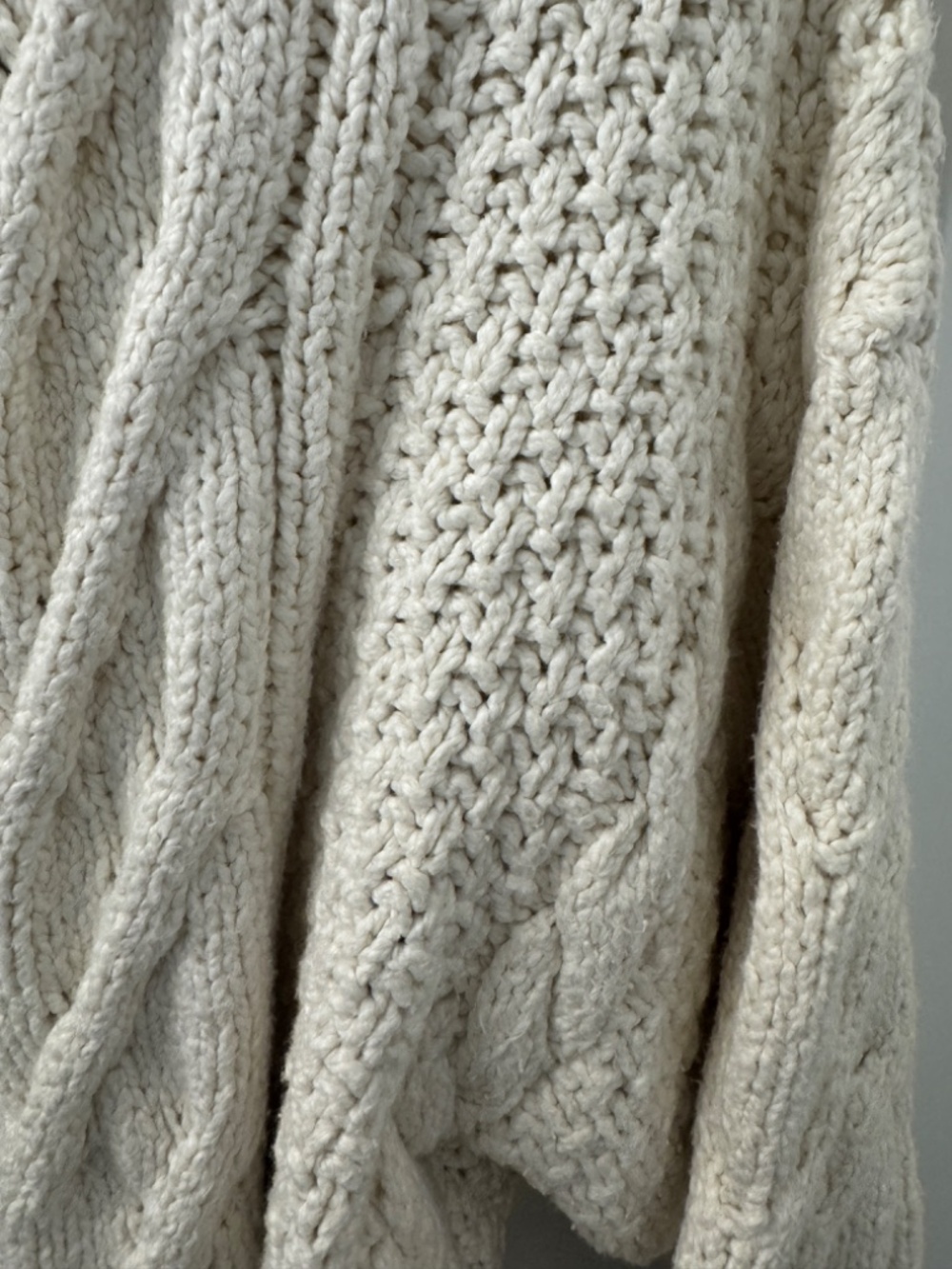 TWO Free People Cropped Bonfire Cardi Cardigans Size L - Grey & Cream - Picture 9 of 9